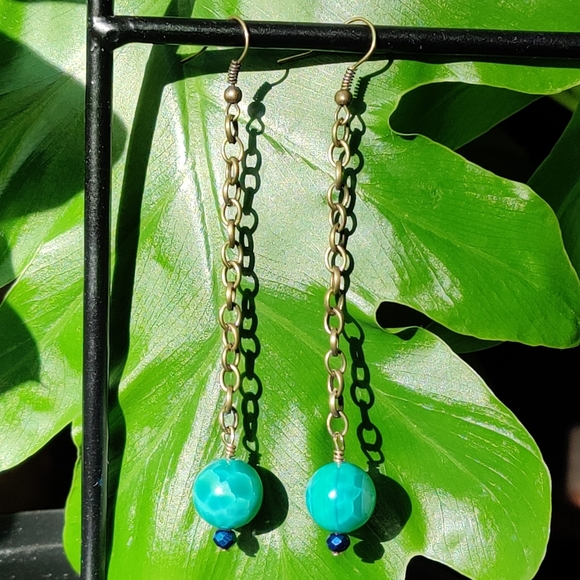 Agate Gemstone Bead with Sparkly Bead Dangly Earrings - Picture 5 of 9